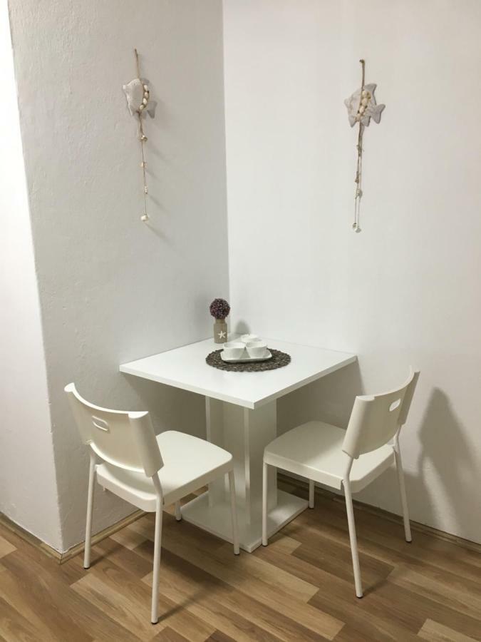 Apartment & Rooms Laura 布雷拉 外观 照片
