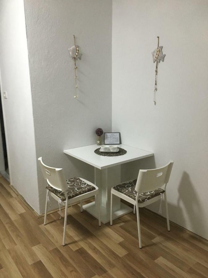 Apartment & Rooms Laura 布雷拉 外观 照片