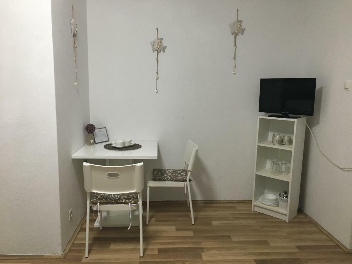 Apartment & Rooms Laura 布雷拉 外观 照片