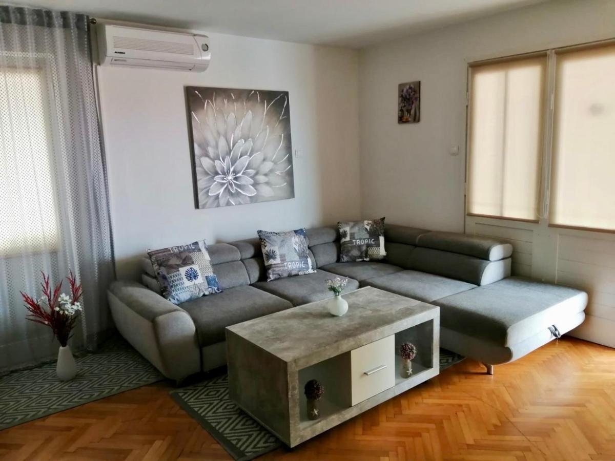Apartment & Rooms Laura 布雷拉 外观 照片